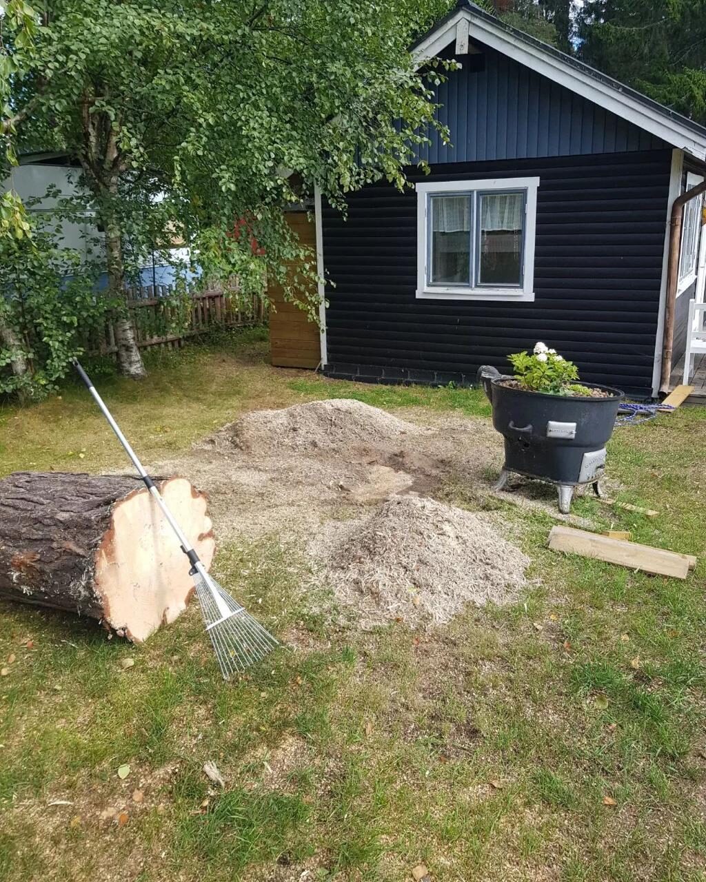 Stubbfräsning med maskin i Norrtälje